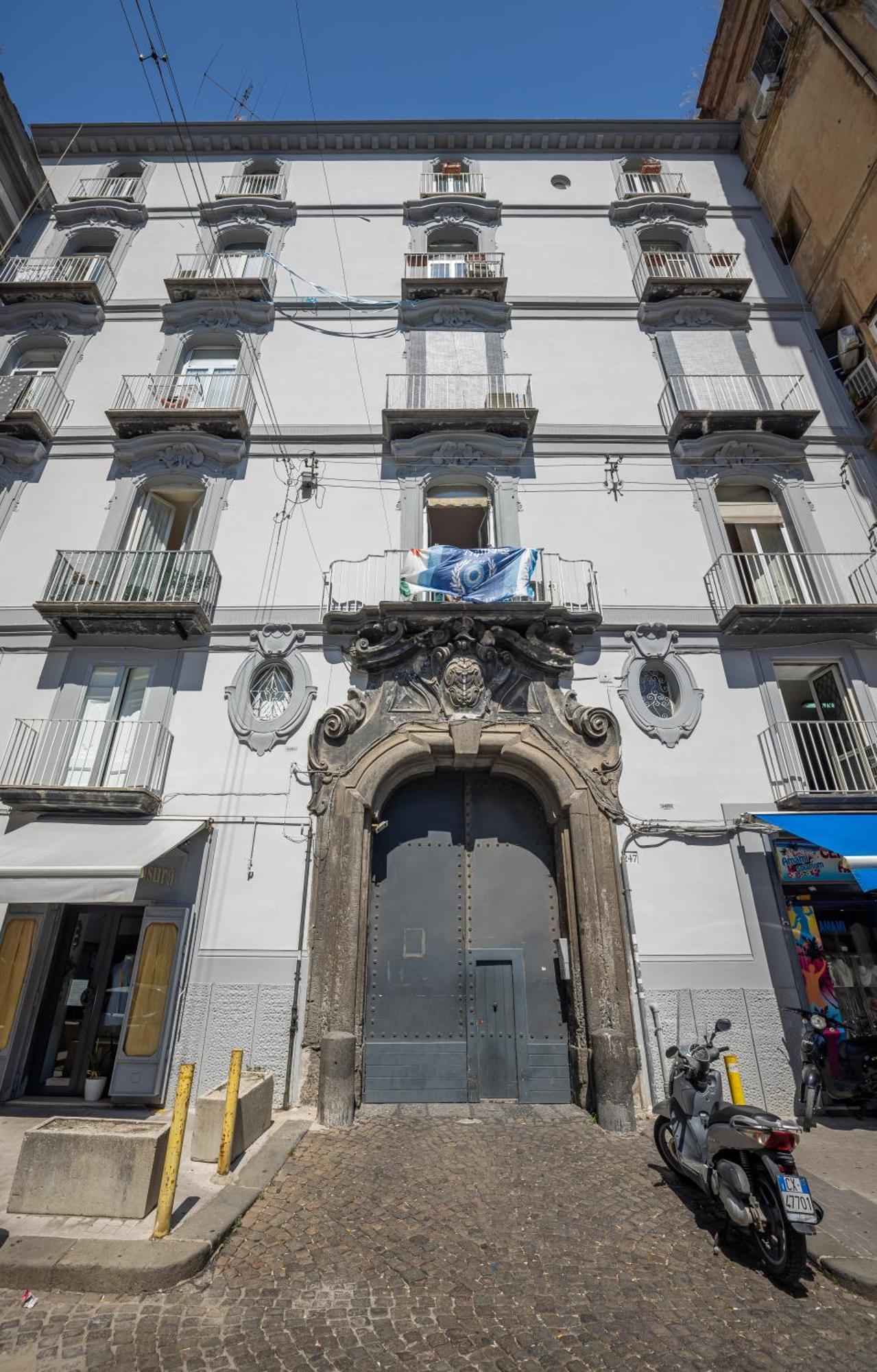Napoli Squares Suites Eksteriør billede