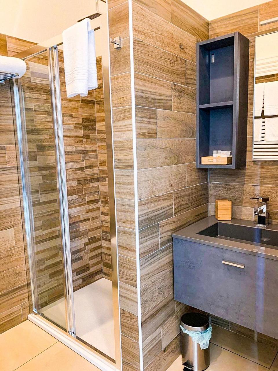 Napoli Squares Suites Eksteriør billede