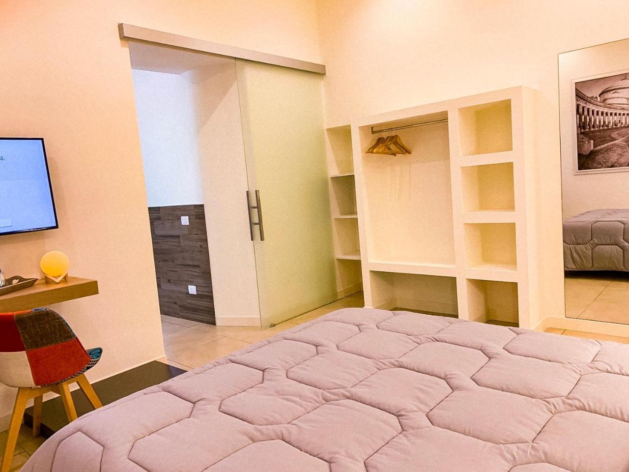 Napoli Squares Suites Eksteriør billede