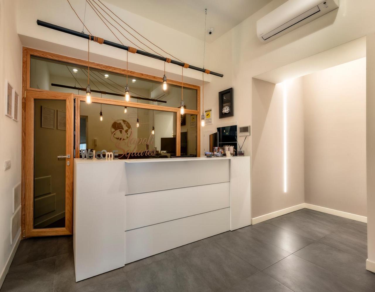 Napoli Squares Suites Eksteriør billede
