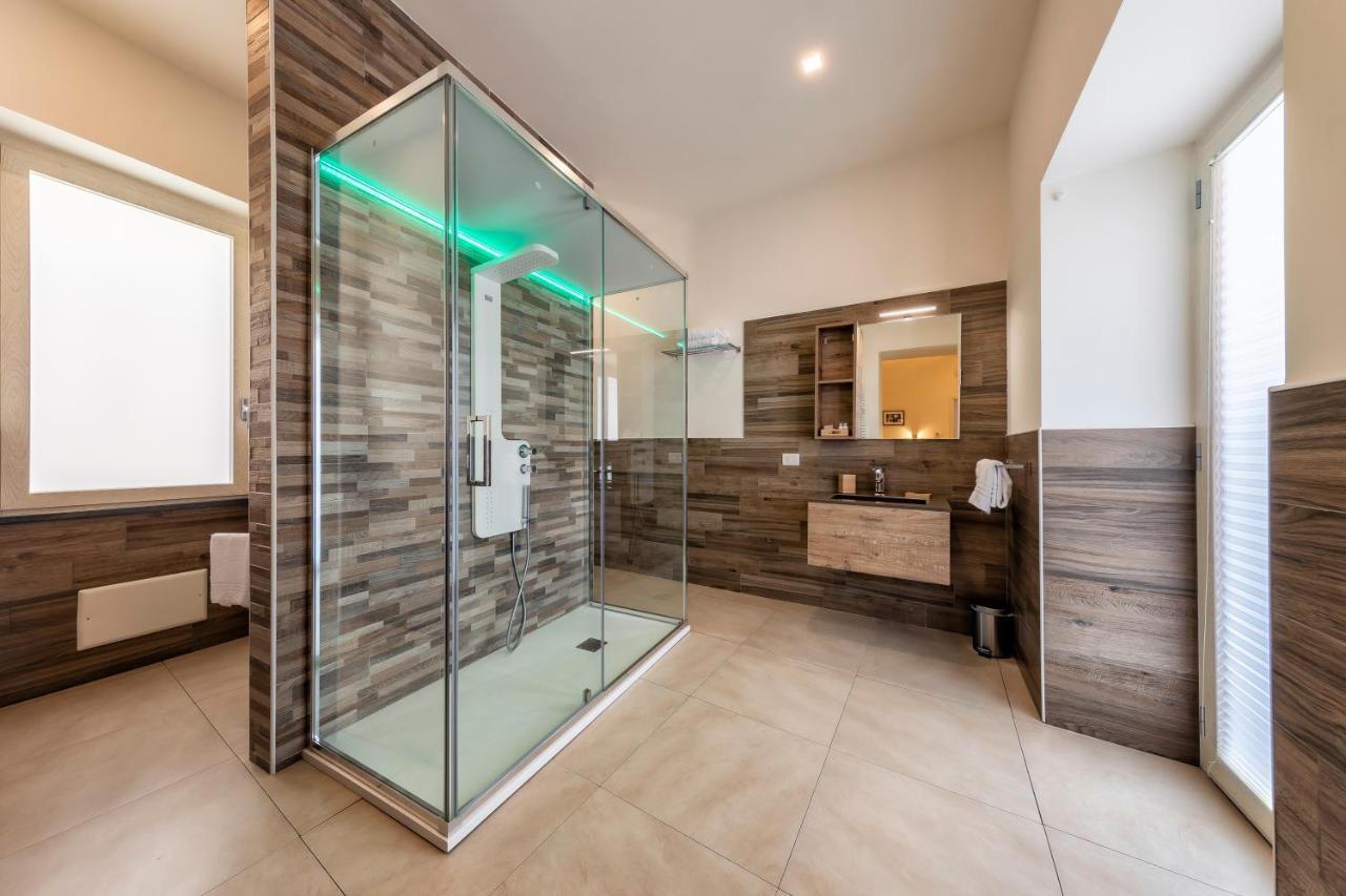 Napoli Squares Suites Eksteriør billede
