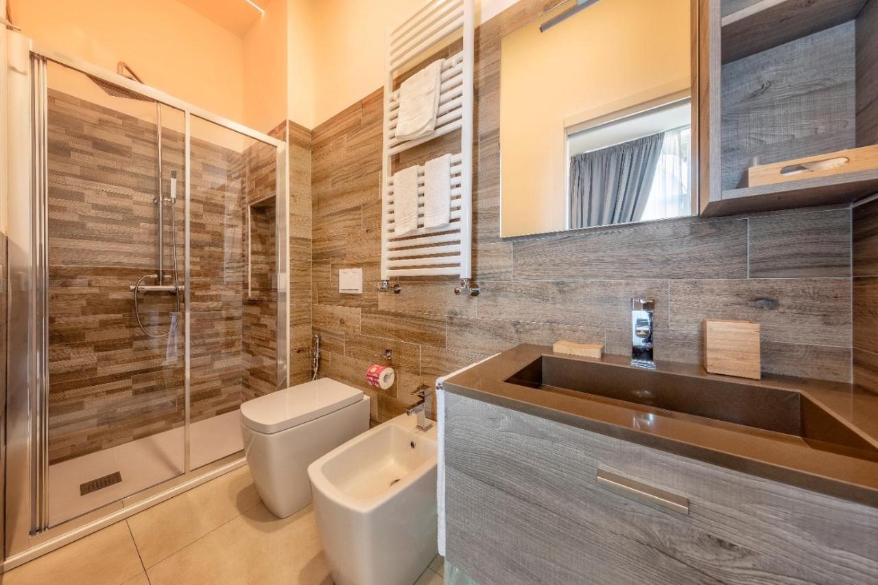 Napoli Squares Suites Eksteriør billede
